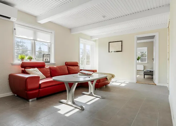 3 Bedroom Amazing In Ferienhaus