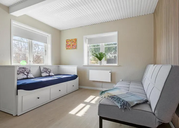 3 Bedroom Amazing In Ferienhaus *